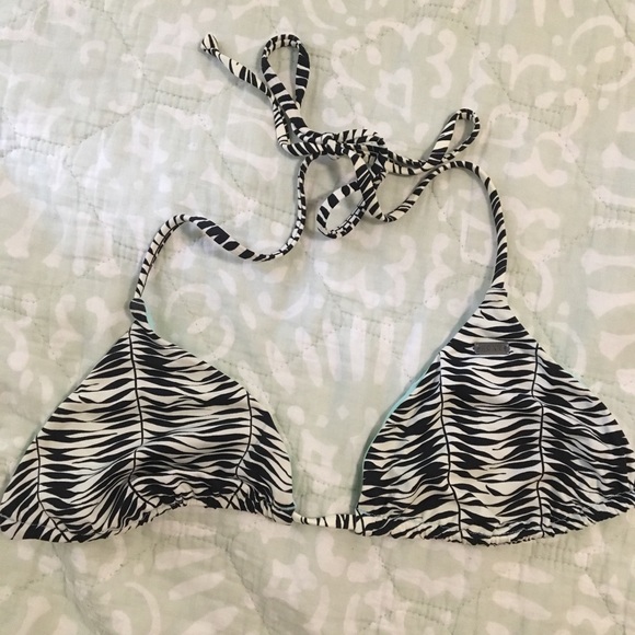 Roxy bikini top (BNWOT) - Picture 2 of 2